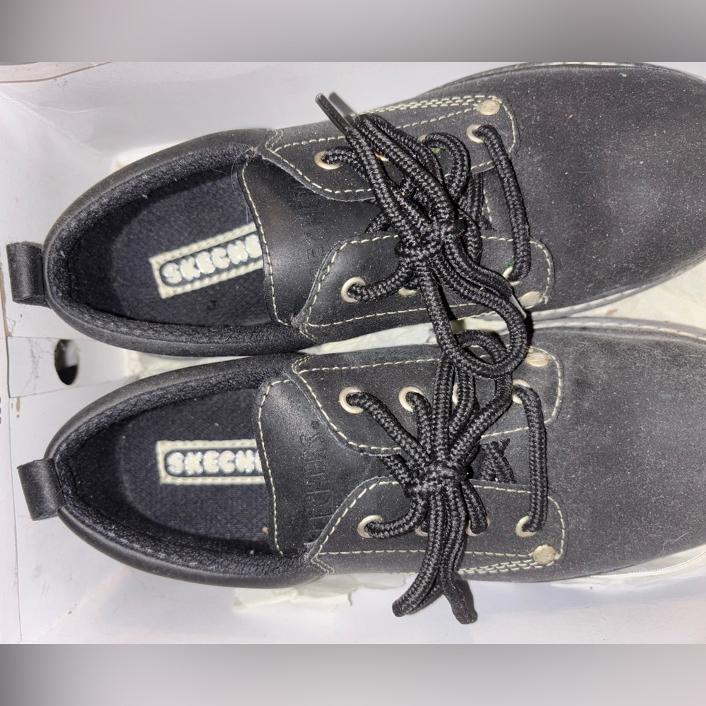 *Vintage* Skechers size 9 chunky heeled shoes
